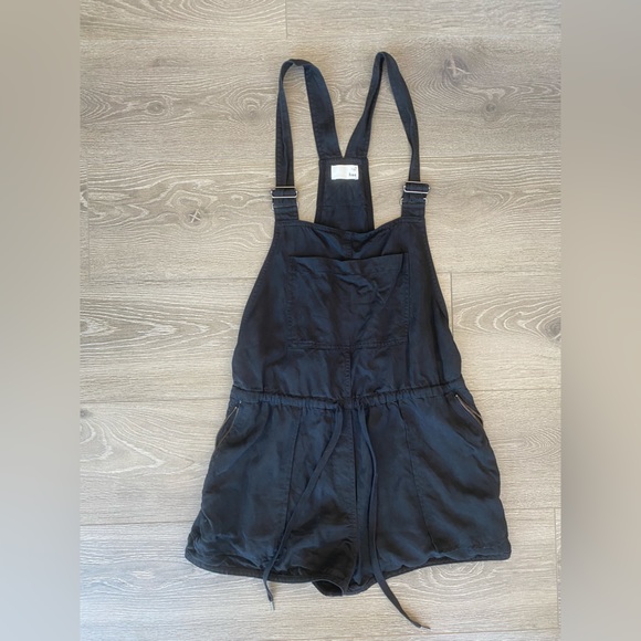 Aritzia Wilfred Free Beatriz Romper - Picture 3 of 6